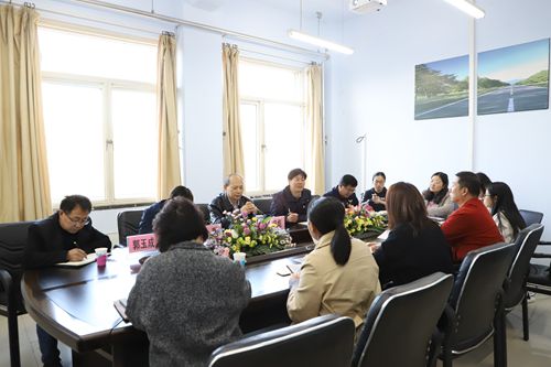 思政课建设调研省主题教育巡回指导组第十组副组长刘凤彪列席指导工作